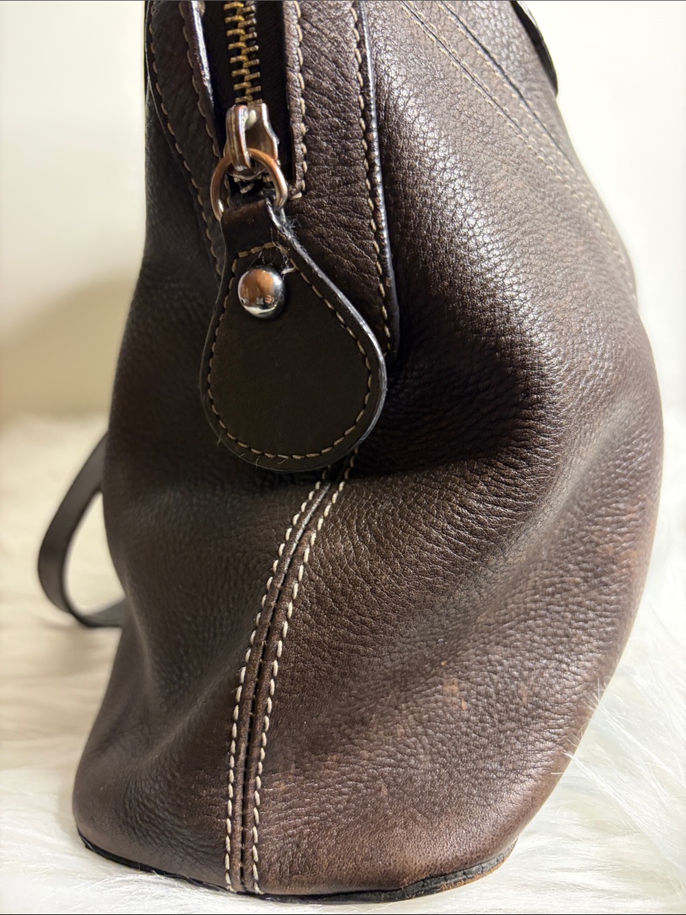 Danier Dark Brown Leather Satchel with Metal Logo Plate - Picture 5 of 16